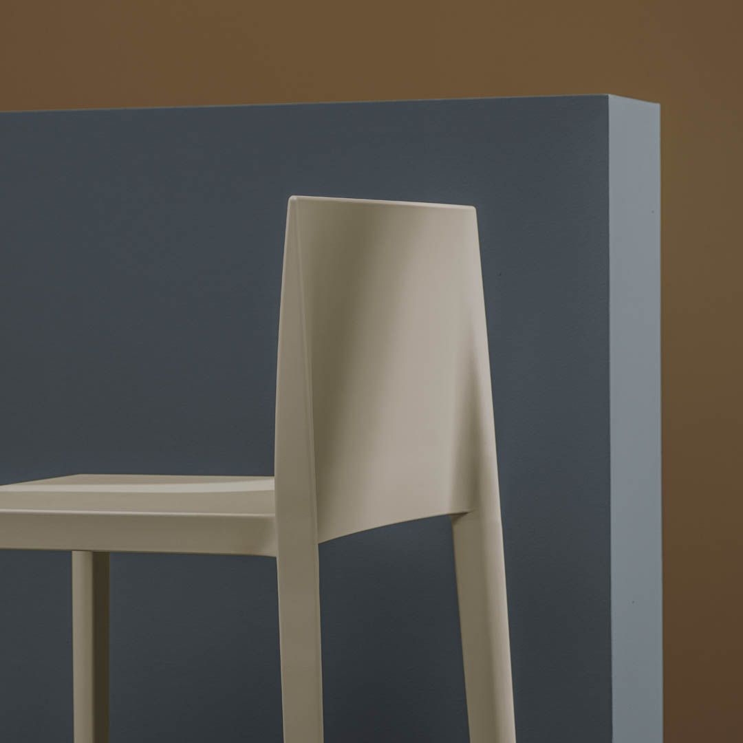 Butaca diseño Andreu World estructura estable uso intensivo interiorismo