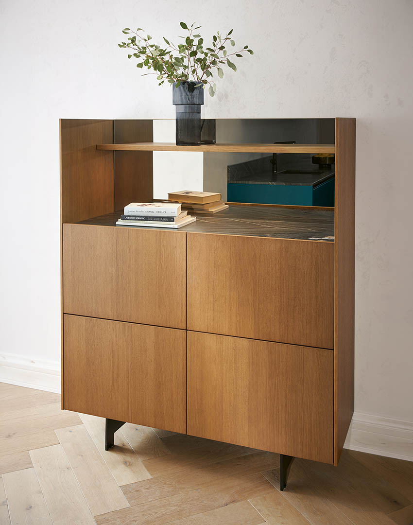 Highboard next125 EuroCucina 2026 madera natural mueble auxiliar conexión zona día